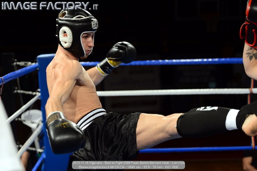 2013-11-16 Vigevano - Born to Fight 0389 Paolo Bertoli-Bernard Xelali - Low Kick